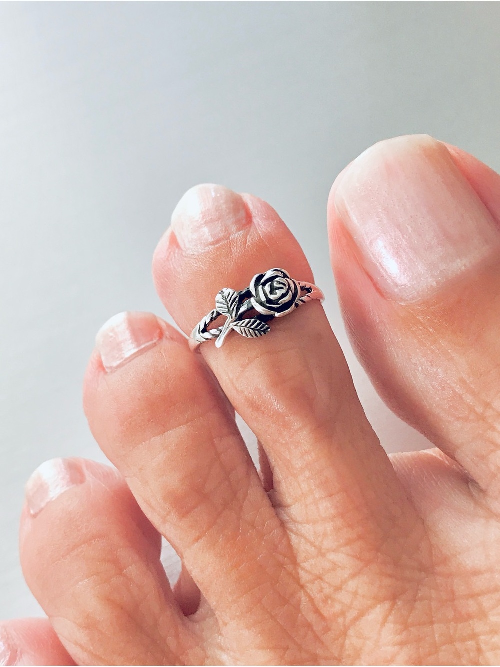 Sterling Silver Single Rose with Leaf, Toe Ring, Silver Flower Rings, Love Roses